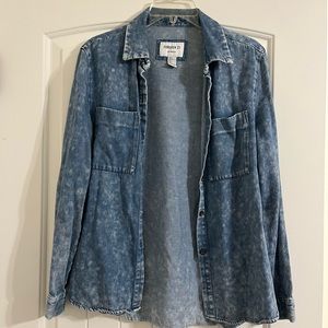 Blue button up shirt